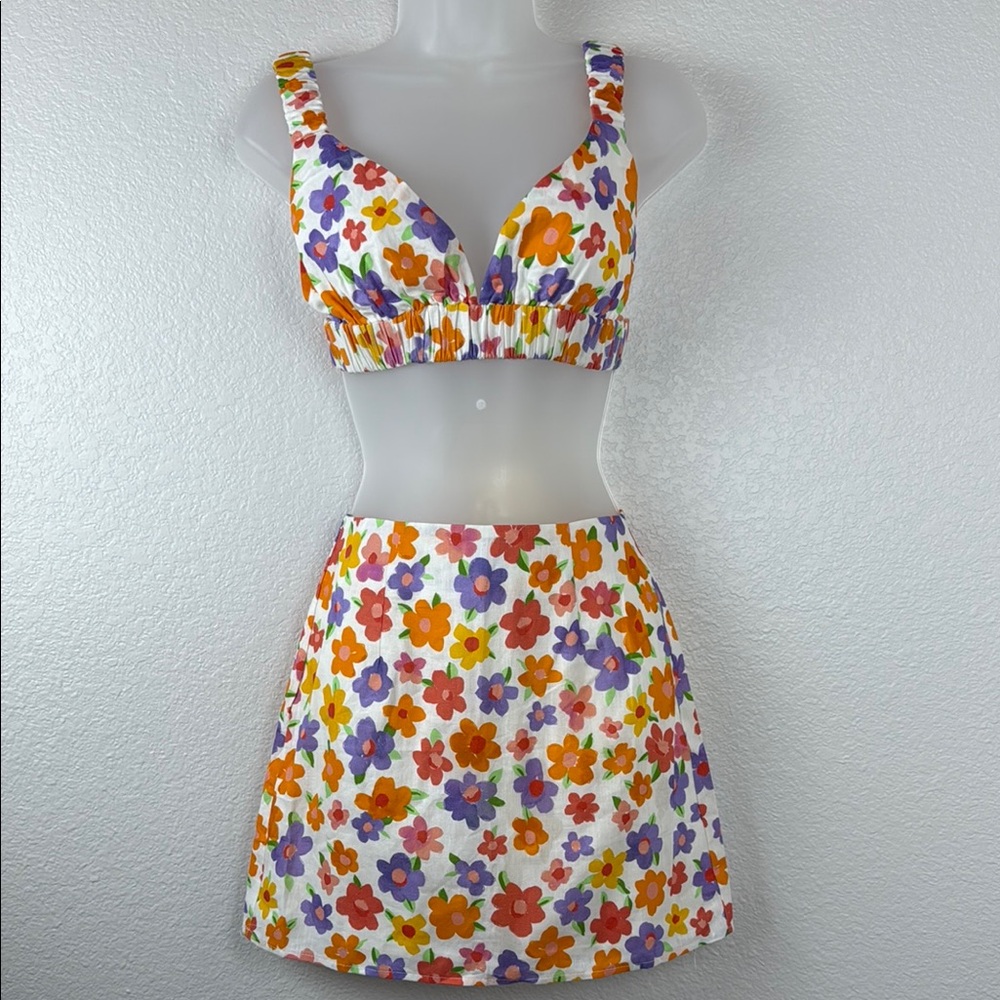 PEPPERMAYO Floral Line Crop Top & Floral Linen Mini Skirt Set Size 2 NWT - Picture 3 of 10